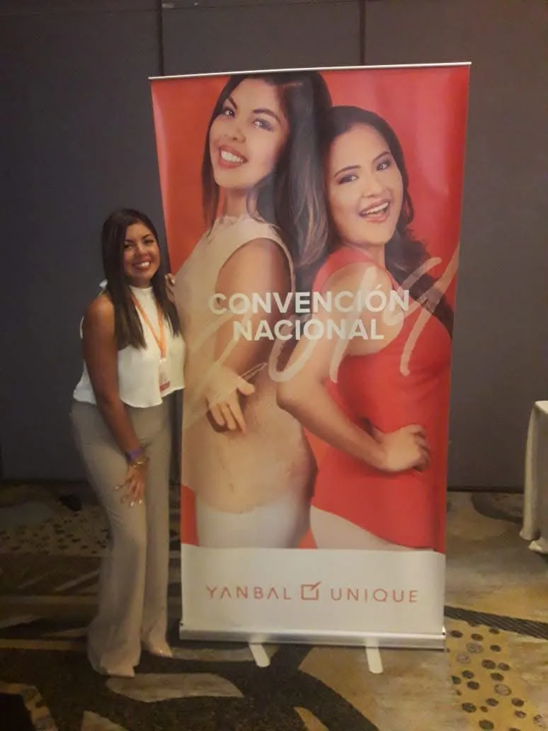 Grecia Avilez en la Convención Nacional de Yanbal